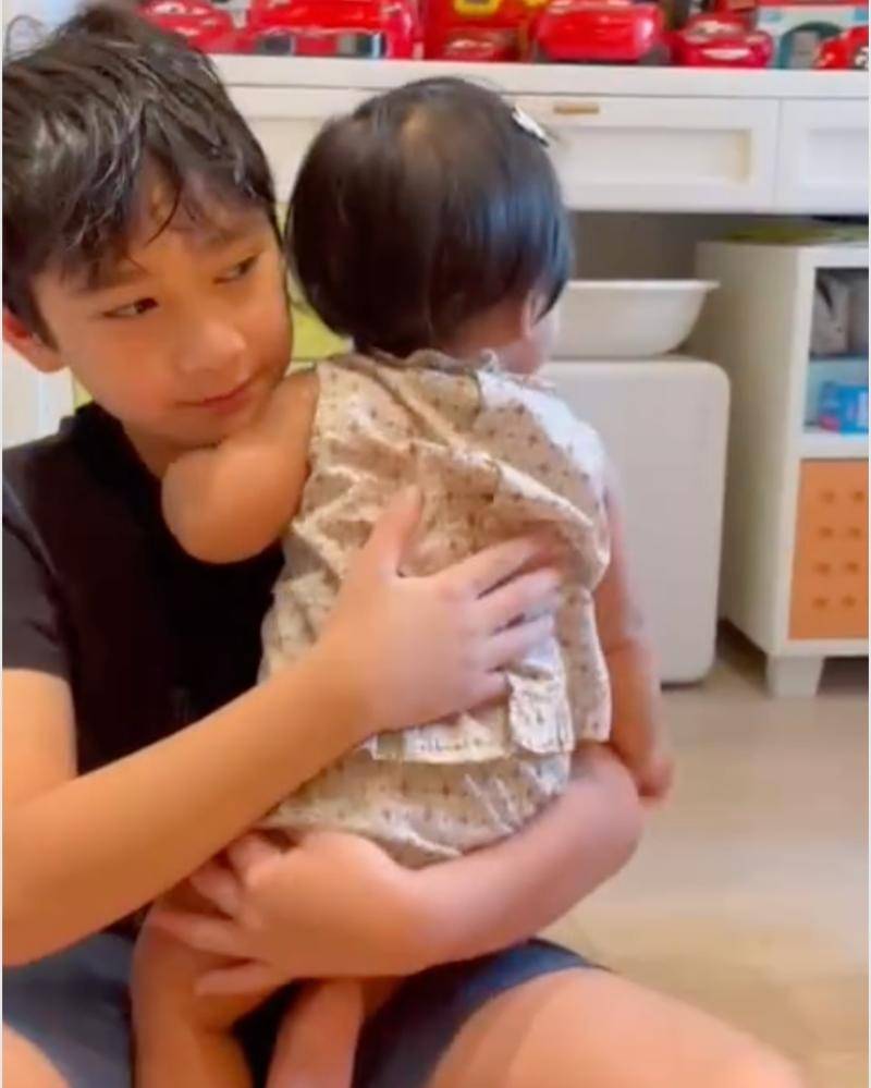 Instagram.com/raffinagita1717